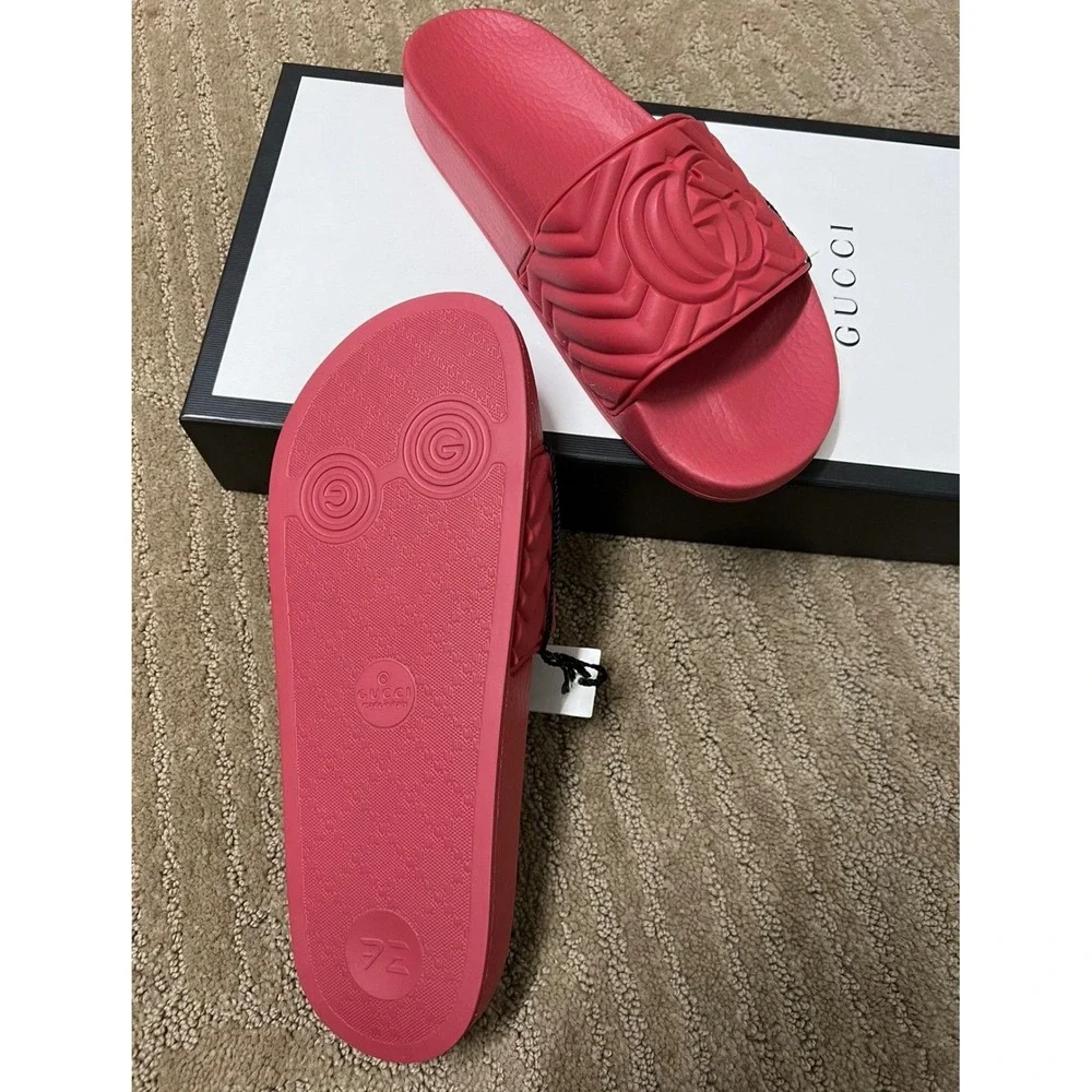 Gucci Quilted GG‎ Rubber Slide Sandals Deep Coral Red Mens 9